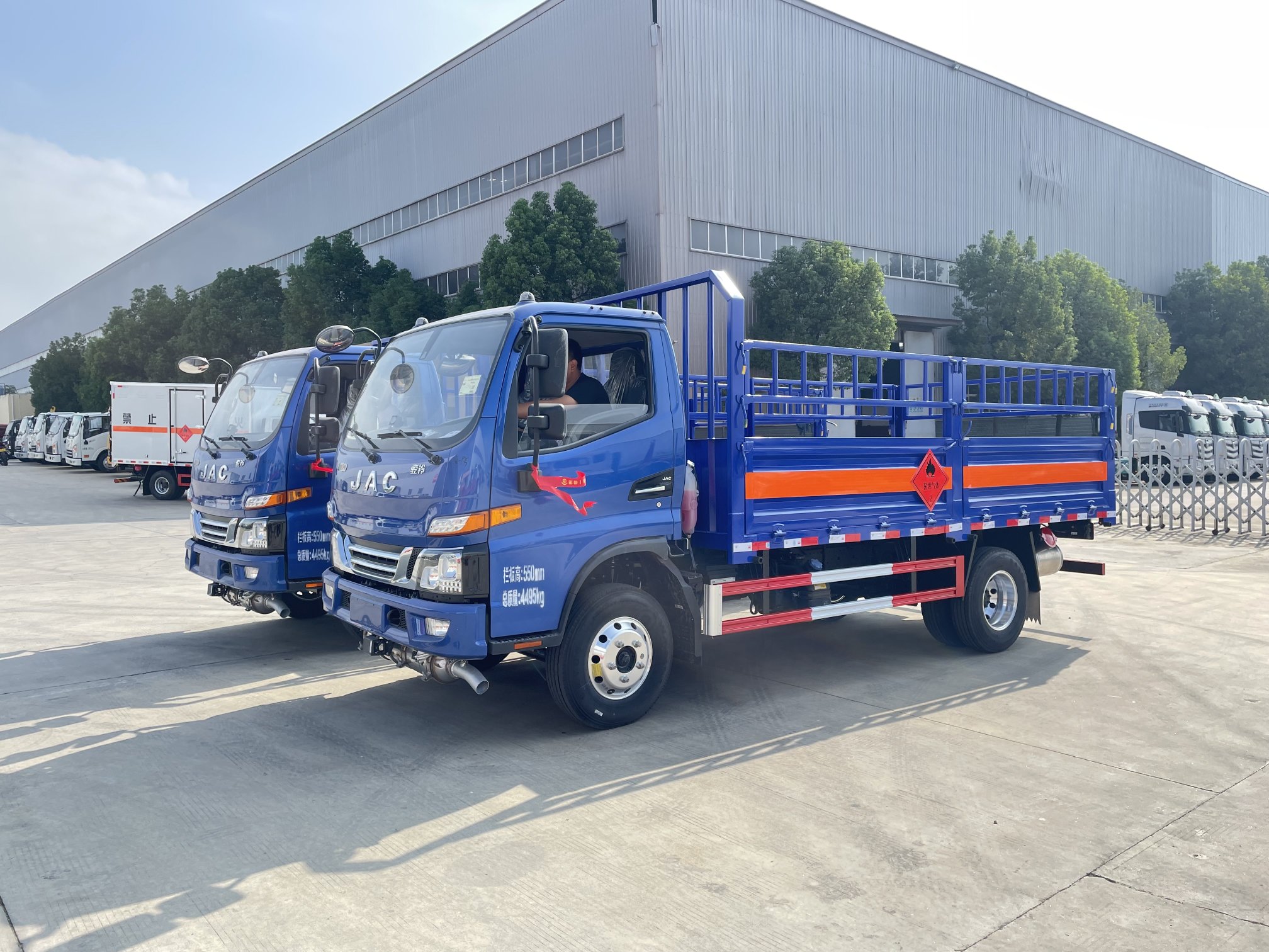 江淮藍牌4.1米氣瓶運輸車